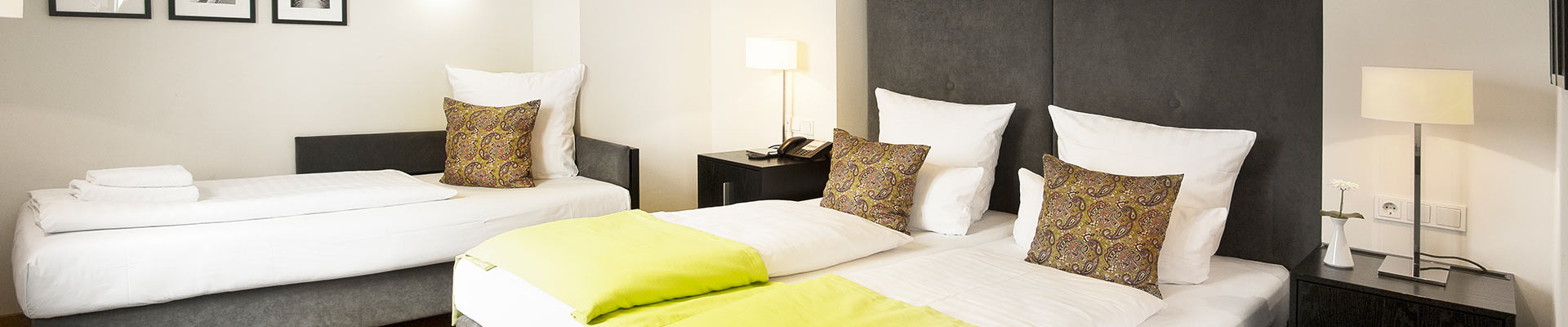 zimmer-03-head-hotel-hamburger-hof-frankfurt